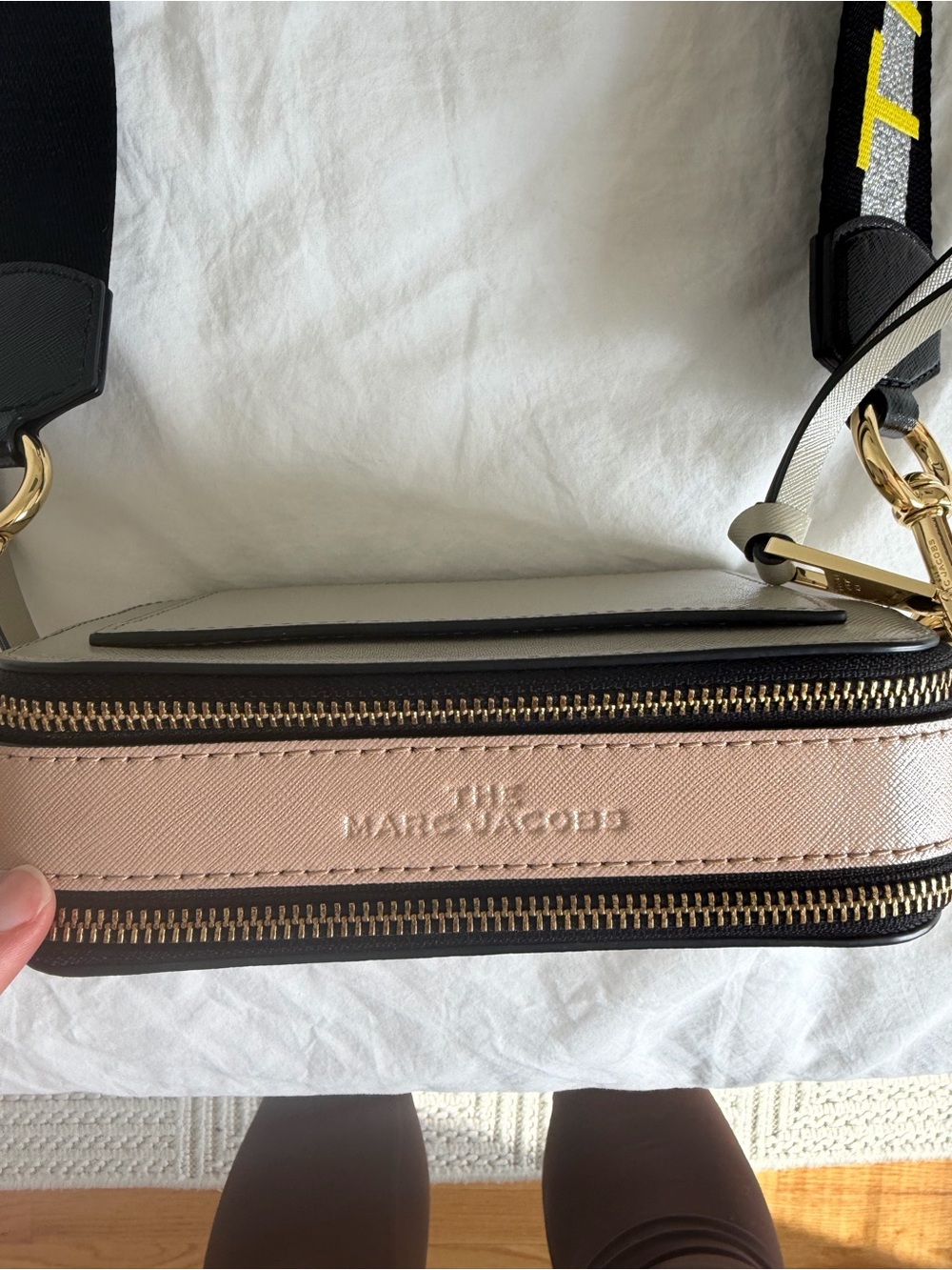 Marc Jacobs Cream Snapshot Camera Bag with Black Logo Strap - Picture 2 of 5